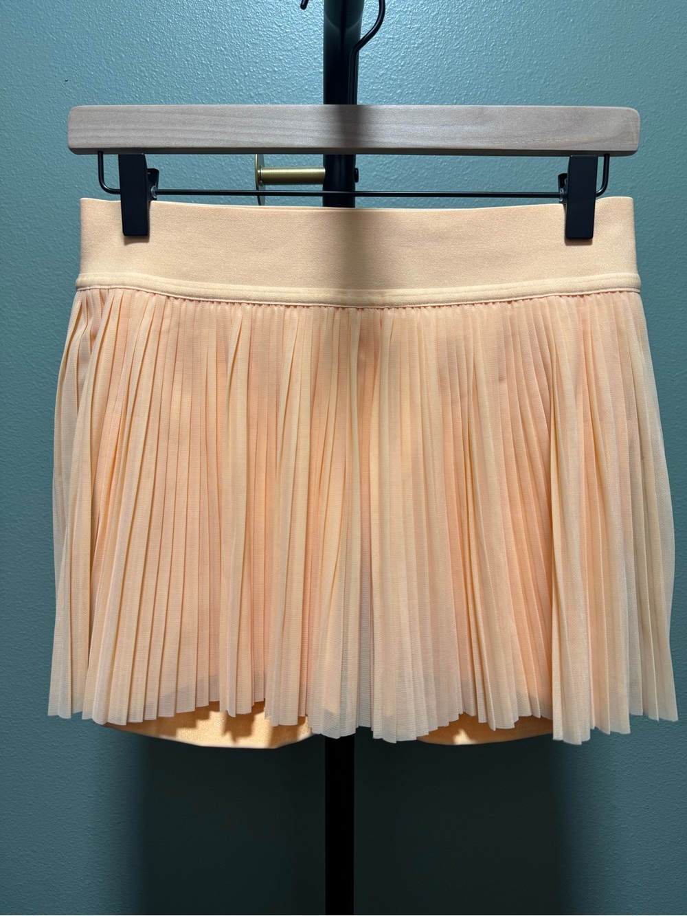 Lululemon Mesh Pleats Mid-Rise Mini Tennis Skirt Summer Glow Size 6